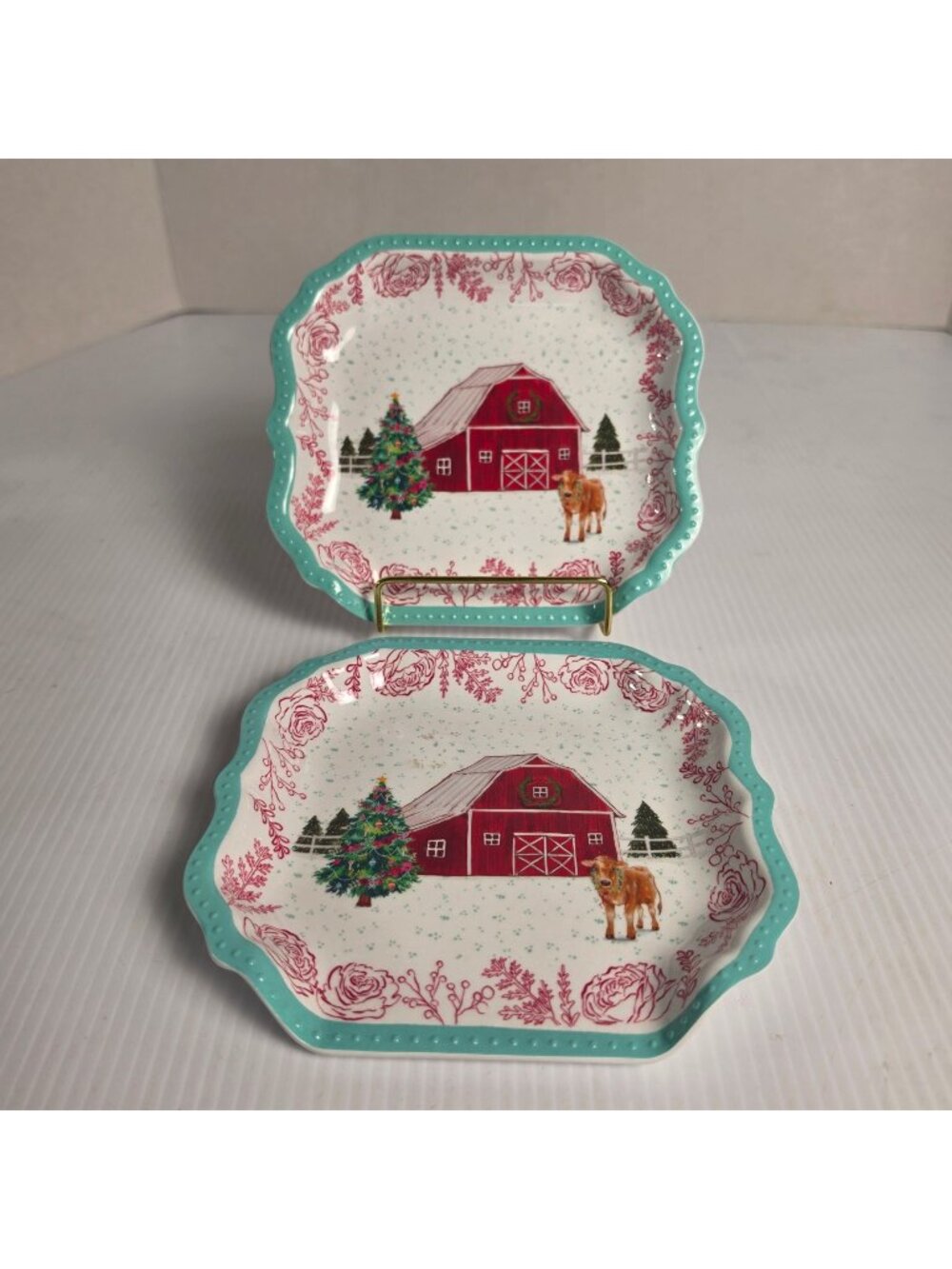 (2) PIONEER WOMAN WHITE MELAMINE SPOON REST HOLIDAY RED BARN COW CHRISTMAS TREE